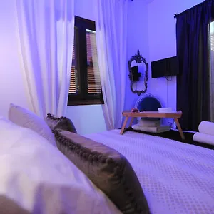 La C , Ларнака Кипр